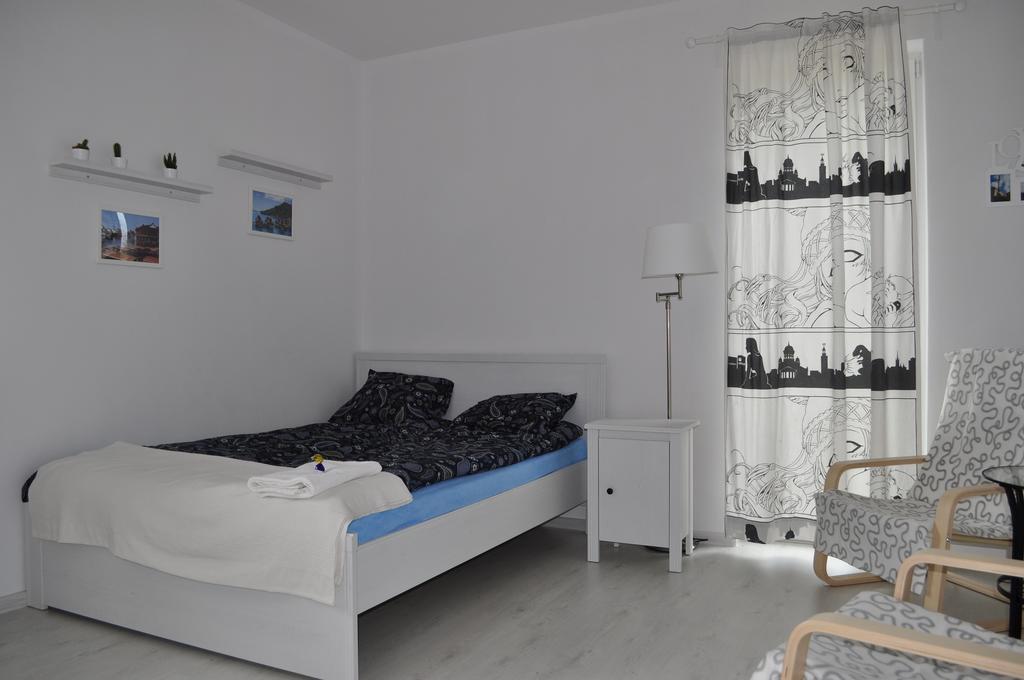 Apartament Scorpion Modlin Czosnów Exterior foto
